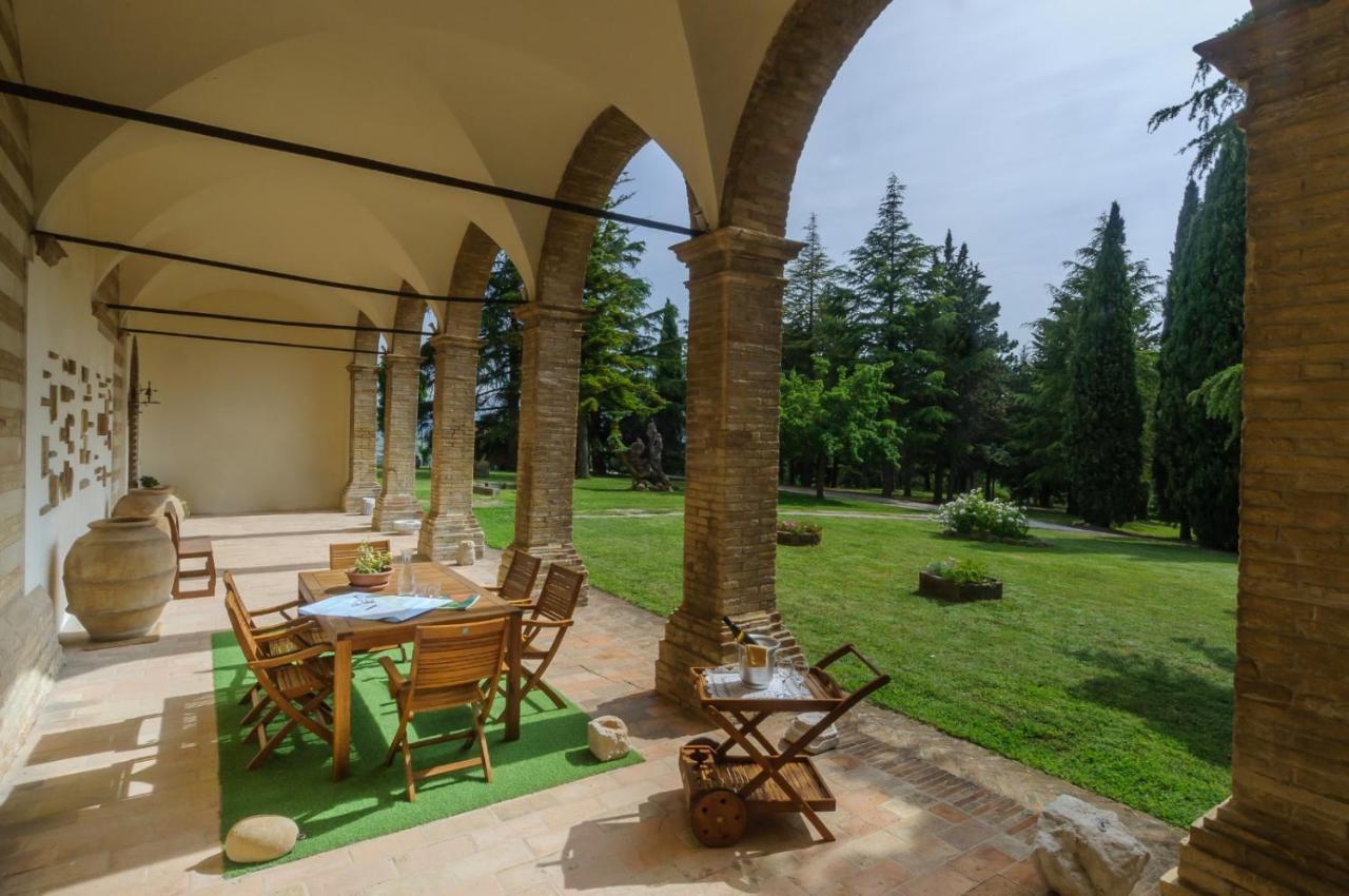 Bed and Breakfast Convento Di San Francesco Mondaino Екстер'єр фото
