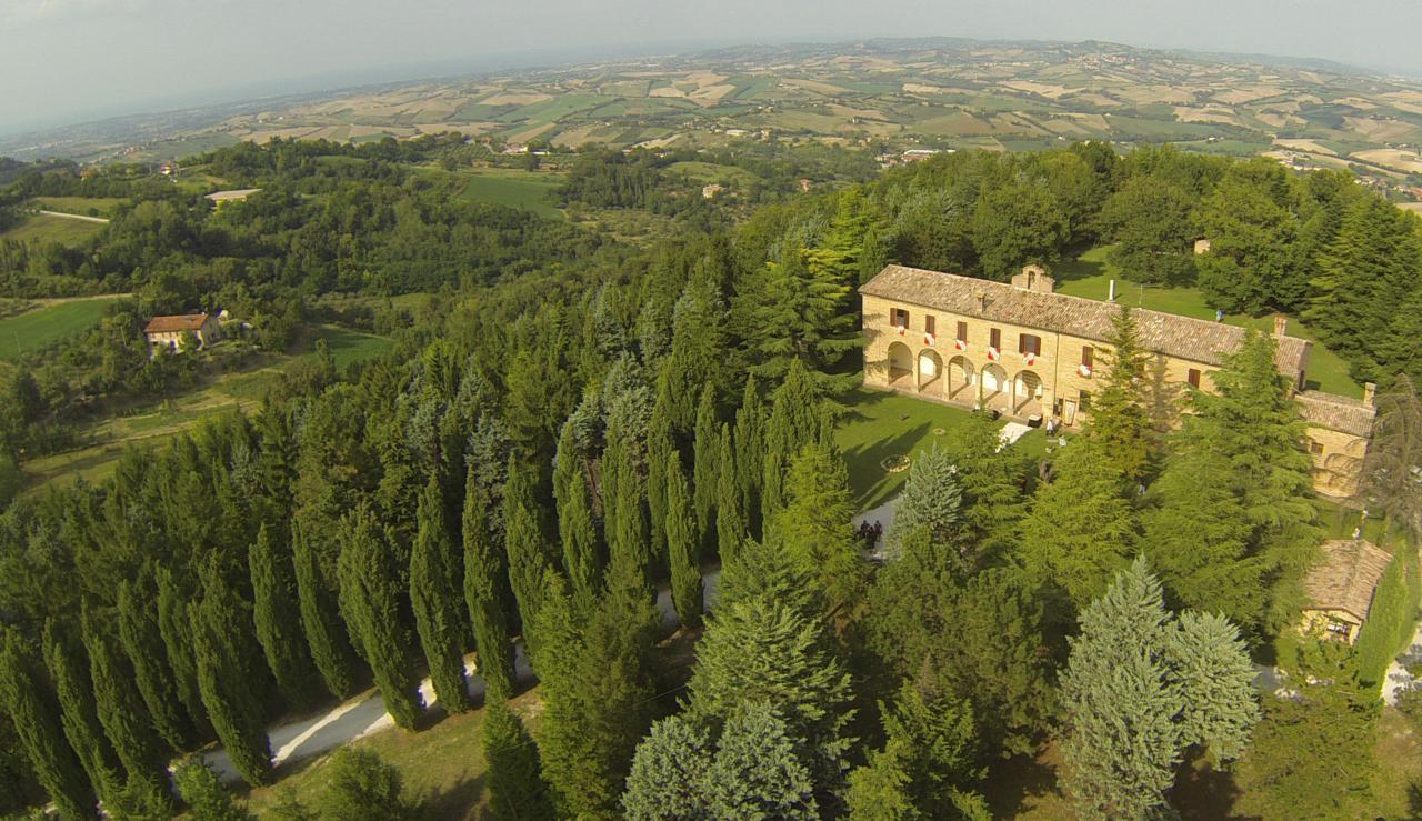 Bed and Breakfast Convento Di San Francesco Mondaino Екстер'єр фото