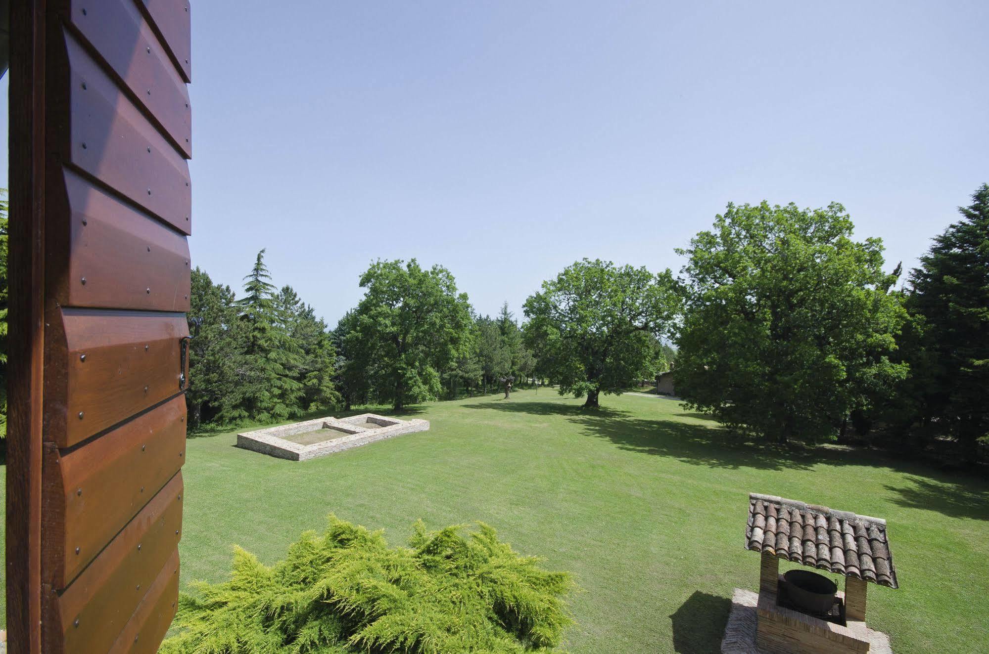 Bed and Breakfast Convento Di San Francesco Mondaino Екстер'єр фото