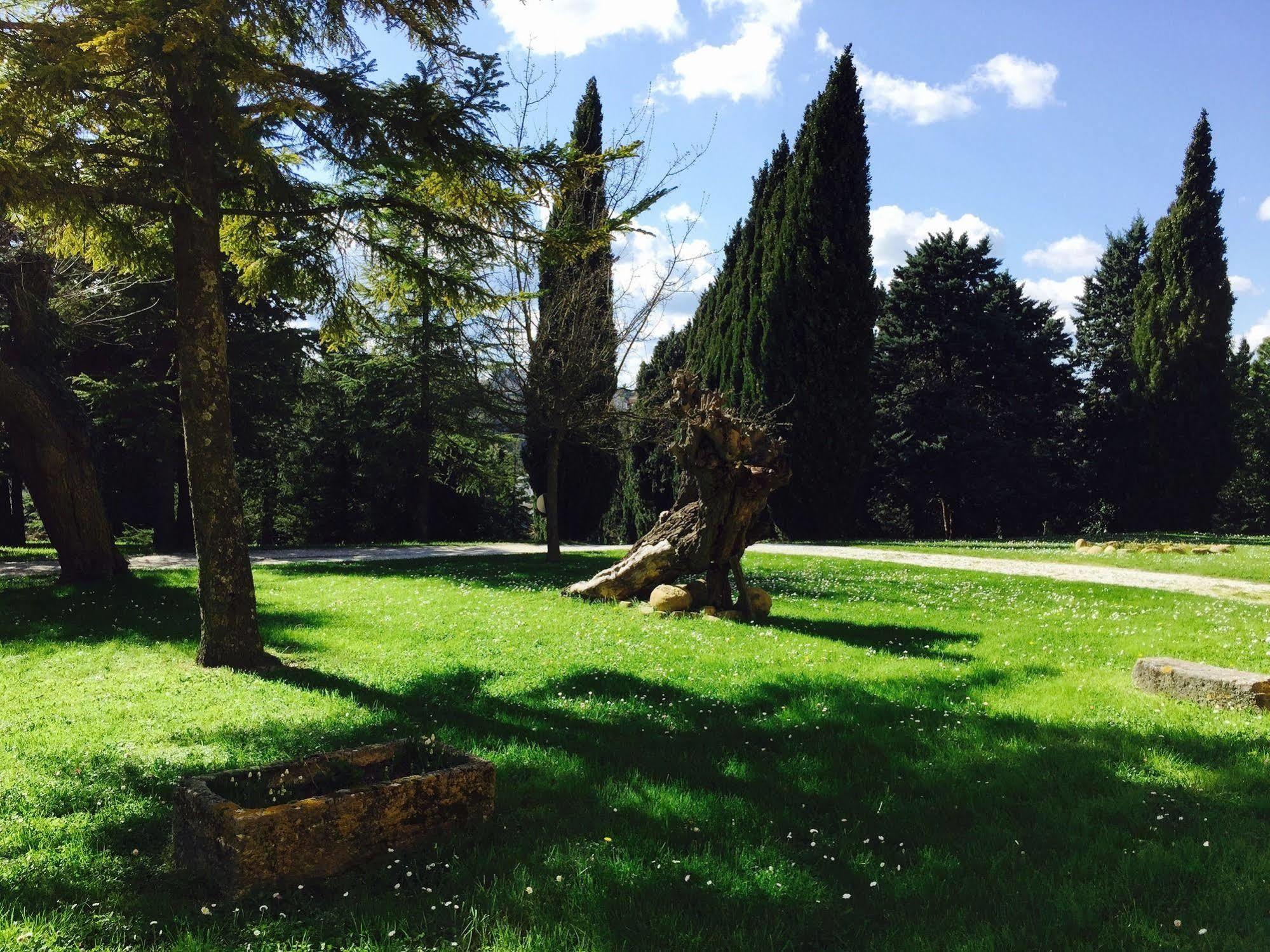 Bed and Breakfast Convento Di San Francesco Mondaino Екстер'єр фото